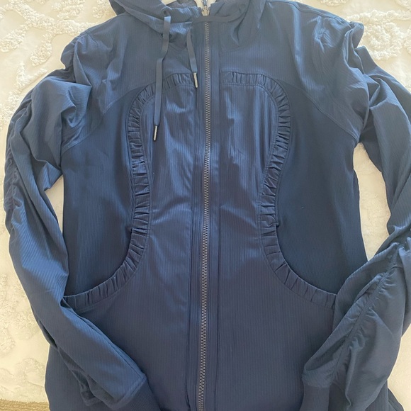 LuluLemon Jacket - Picture 2 of 6
